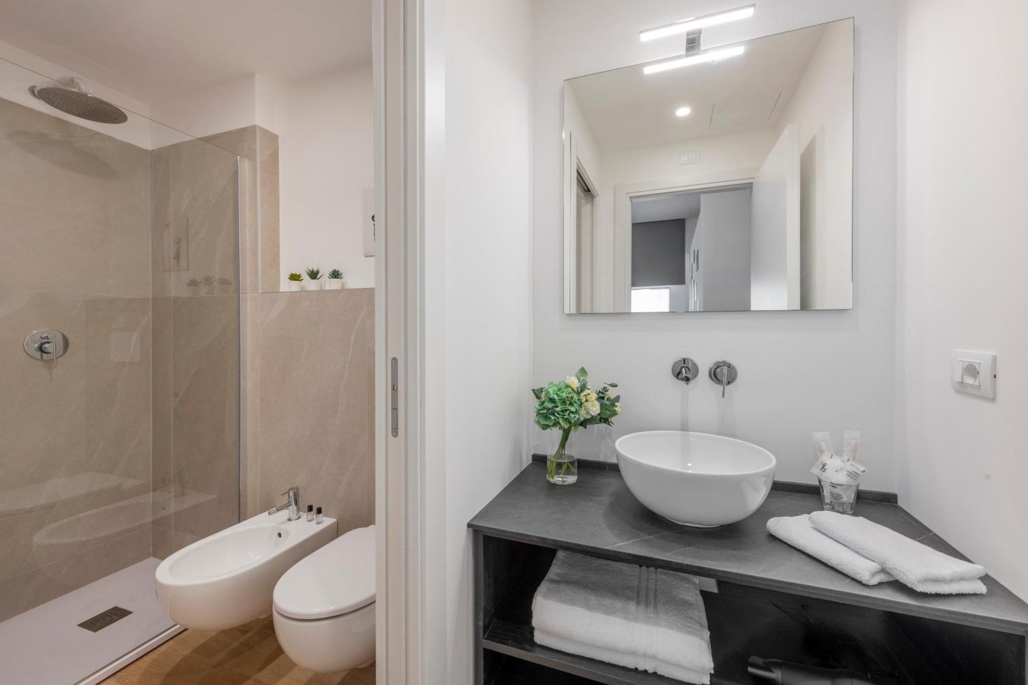 Bnbutler - Inbrera Suites - Giulianova, 1 Milan Exterior photo